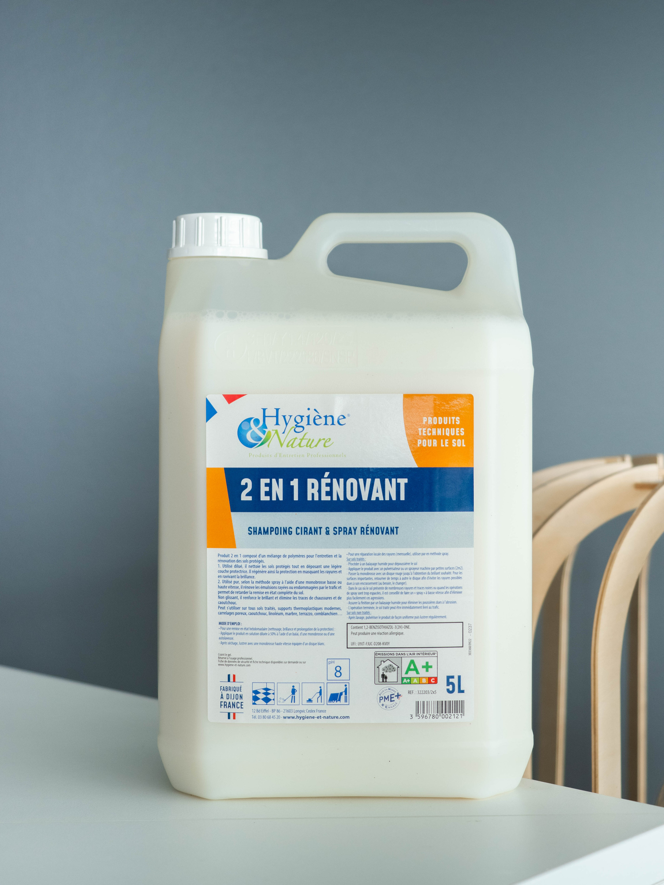 2 en 1 RENOVANT Entretien et rénovation de la couche protectrice des sols 5L