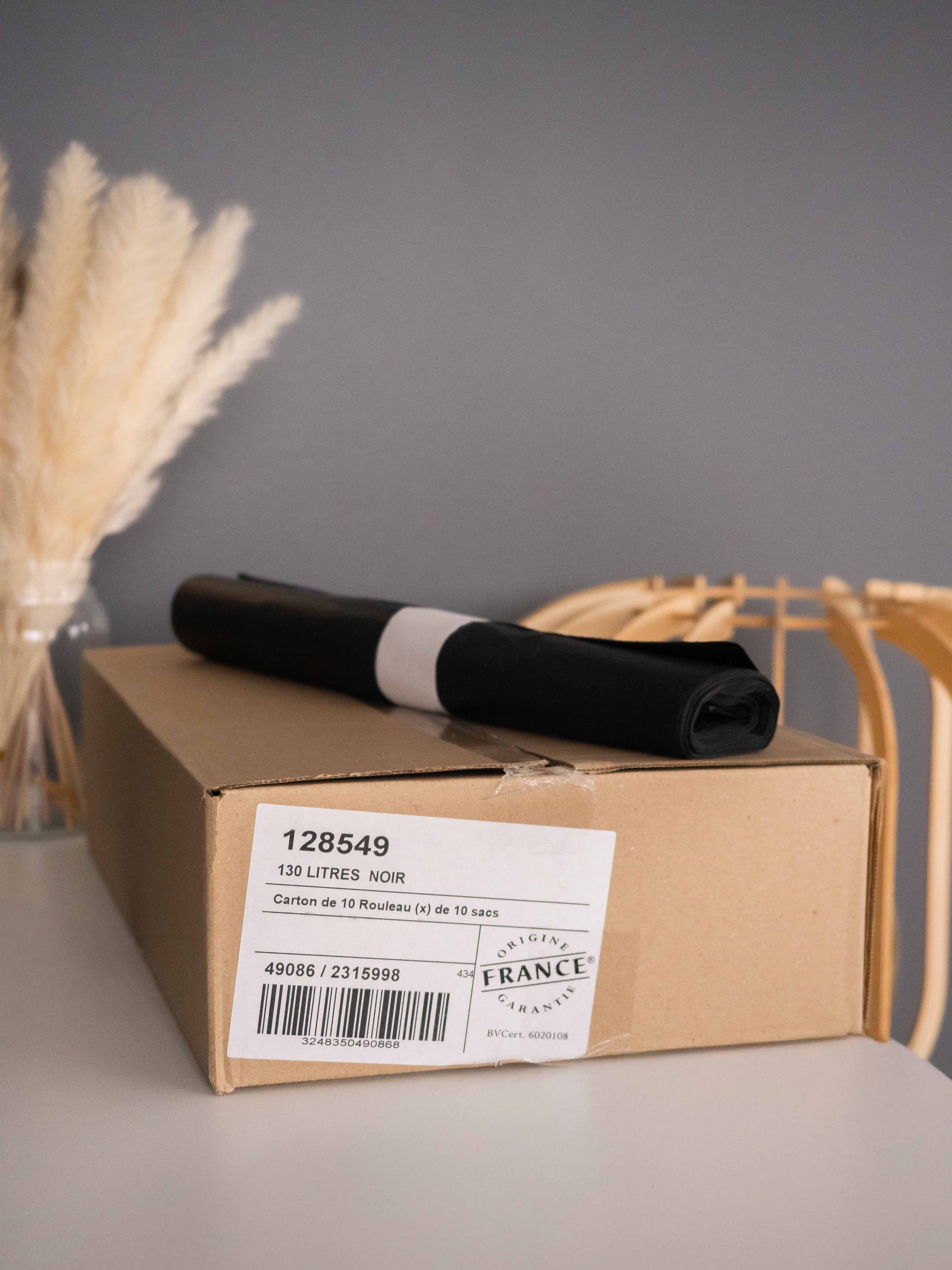 Carton sac poubelles noir 100L supérieur microns: 45µ - 1 Carton de 200 Carton sac poubelles noir 100L supérieur microns: 45µ - 1 Carton de 200