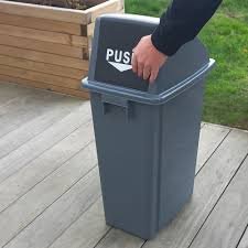 Poubelle + couvercle push grise 80L Poubelle + couvercle push grise 80L